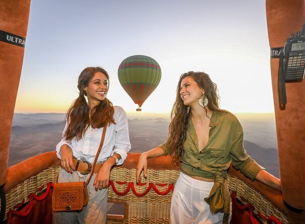 Take a private sunrise hot air balloon flight over Marrakech's beautiful landscapes. Book your exclusive adventure today!