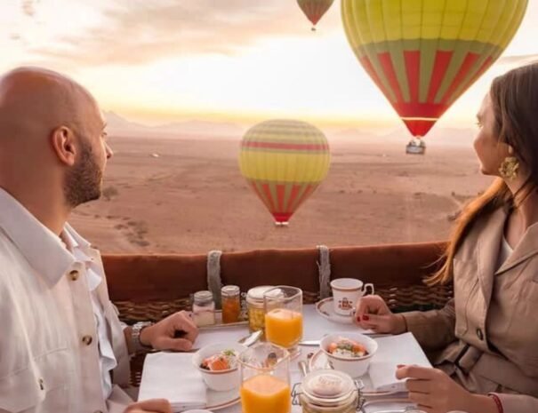 Embark on a luxurious hot air balloon ride at sunrise over Marrakech’s stunning landscapes. Book your unforgettable Premium Flight today!